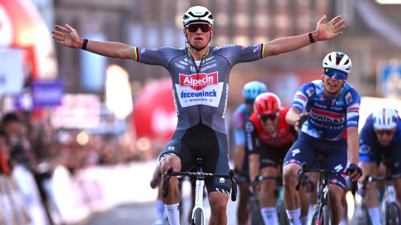Ti sei perso il dettaglio più importante di Van der Poel alla Roubaix: il segreto nascosto che sta ridefinendo tutto il ciclismo moderno Sun Apr 13 2025 16:38:02 GMT+0000 (Coordinated Universal Time)"